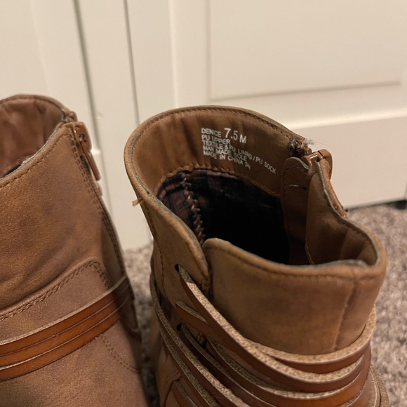 Women’s Booties - Picture 5 of 6